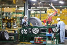 Lorsque le taux de production locale sera de 40%, le Vietnam deviendra une grande base de construction automobile de la région avec environ 1 000 fournisseurs de pièces détachées. Photo : VNA.