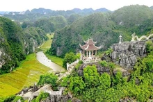 Ces dernières années, Ninh Binh a continuellement été classée en bonne place par les organisations nationales et mondiales. Photo : TripAdvisor.