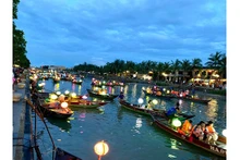 Hoi An lance de nombreuses activités pour saluer la nouvelle année. Photo : VGP.