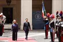 Le Président vietnamien, Vo Van Thuong, et la Première ministre italienne, Giorgia Meloni, à Rome, le 26 juillet. Photo : VNA.