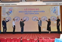 Cérémonie de publication du Rapport sur les exportations et les importations du Vietnam en 2022. Photo : congthuong.vn