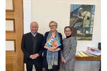 Au cours des 10 dernières années, l'Union des Vietnamiens en Belgique, avec le soutien de l'Ambassade du Vietnam, a mené des activités de diffusion de la culture et de préservation de la langue vietnamienne, selon la cheffe du comité de la culture sociale de l'Union des Vietnamiens en Belgique, Nguyên Chung Thuy. Photo : baoquocte.vn