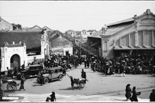 Le marché de Dông Xuân (dans l'arrondissement de Hoàn Kiêm de la capitale Hanoi) au début du XXe siècle. Photo : danviet.vn