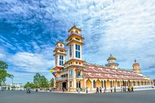 Le Saint-Siège caodaïste de Tây Ninh. Photo : hanoimoi.vn