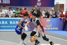 SEA Games 32 : l'équipe féminine de basketball 3x3 du Vietnam remporte une médaille d'or historique