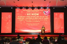 Les délégués assistent à la célébration du 95e anniversaire de la fondation du Parti communiste du Vietnam et au Nouvel An lunaire de l'année du Serpent 2025. Photo : mongcai.gov.vn 