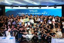 UniHack 2024 est un concours Hackathon organisé par la communauté de Google Developer Student Club et Google Developer Group Cloud de Dà Nang pour les étudiants passionnés de technologie et de programmation dans toute la région centrale. Photo: nhandan.vn