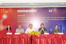 Conférence de presse pour annoncer le programme de reconnaissance des entreprises répondant aux normes de culture d'entreprise vietnamienne en 2023 et le forum national annuel "Culture et les entreprises". Photo : diendandoanhnghiep.vn