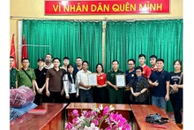FAVIJA organise régulièrement des programmes caritatifs en faveur du pays d’origine. Photo : thoidai.com.vn