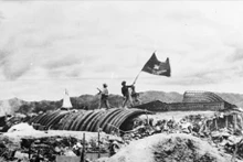 La victoire de Dien Bien Phu a secoué la planète, résonnant jusque dans les zones isolées où les peuples vivaient en esclavage, en les réveillant et en leur apportant la force pour se lever. Photo: VNA