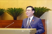 Le Président de l’Assemblée nationale, Vuong Dinh Huê, lors de la réunion, à Hanoi, le 27 novembre. Photo : VNA.