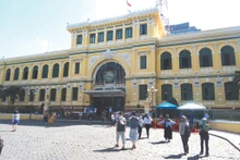 La Poste centrale de Hô Chi Minh-Ville. Photo : VNA/CVN