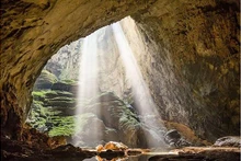 La grotte Son Doong en tête de la liste des 10 grottes naturelles les plus magnifiques. Photo : VNA.