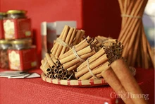 Le respect des normes de durabilité est très important pour que les produits vietnamiens comme la cannelle pénètrent le marché mondial. Photo : congthuong.vn