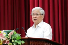 Le secrétaire du Comité central du Parti et président du Comité central du Front de la Patrie du Vietnam, Dô Van Chiên, à la conférence. Photo : VNA.