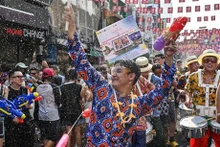 Lors du festival traditionnel du Nouvel An de Songkran en Thaïlande. Photo : AFP/VNA