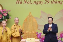 Le Premier ministre vietnamien, Pham Minh Chinh (à droite). Photo : VNA.