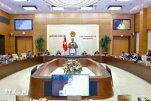 La 43e réunion du Comité permanent de l’Assemblée nationale vietnamienne s’est ouverte lundi matin 10 mars à Hanoï, sous la présidence du président de l’AN Tran Thanh Man. Photo ; VNA.