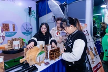 Les opportunités de percer des entreprises grâce au commerce électronique. Photo: hanoimoi.vn