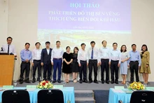 Les délégués lors du séminaire. Photo : thoidai.com.vn