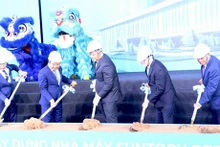 Cérémonie de mise en chantier de la plus grande usine de Suntory PepsiCo Vietnam en Asie-Pacifique. Photo: VNA