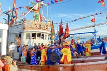 Fête Nghinh Ông (arrondissement de Thang Tam, ville de Vung Tàu, province de Bà Ria-Vung Tàu). Photo : Baodantoc.vn
