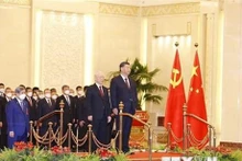 Cérémonie d’accueil officielle du Secrétaire général du Comité central du Parti communiste du Vietnam (PCV) Nguyên Phu Trong en visite en Chine, à Pékin. Photo : VNA.