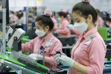 Les téléphones et des composants sont un des articles clés des exportations. Photo : congthuong.vn