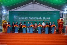 Cérémonie d'overture du 11e Festival International de la gastronomie à Hanoi. Photo : baoquocte.vn