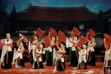 Le MV (clip musical) "Chèo mở lái ra" de Pham Vinh Khuong. Photo : hanoimoi.