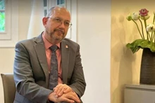 L'ambassadeur suisse affirme les significations importantes de la participation du Vietnam au WEF