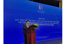 L'directeur adjoint du Département de promotion du commerce, Lê Hoàng Tài, s'exprime lors de l'événement. Photo : congthuong.vn