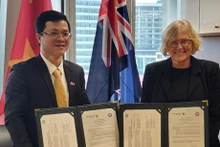Cérémonie de signature. Photo: Département vietnamien de la santé animale