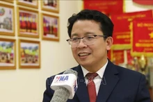 Le Dr Daosavan Kheuamixay, directeur adjoint de l'Académie nationale de politique et d'administration du Laos. Photo : VNA.
