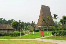 Le Village culturel et touristique des ethnies du Vietnam. Photo : baodautu.vn