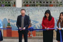 Inauguration de la mosaïque murale en céramique « La Fédération de Russie » au Vietnam. Photo : thoidai.com.vn