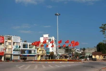 Une route dans le district de Van Dôn. Photo : quangninh.gov.vn