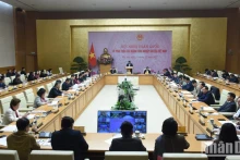 Le Premier ministre Pham Minh Chinh s'exprime lors de la conférence nationale en ligne sur le développement des industries culturelles du Vietnam. Photo : NDEL.