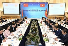 Vue de la 12e session du Comité de Coopération économique et commerciale Vietnam-Chine, à Hanoi, le 27 novembre. Photo : VNA.