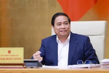 Le Premier ministre Pham Minh Chinh s’exprime lors de la réunion thématique de mai du gouvernement, à Hanoi, le 22 mai. Photo : VNA.