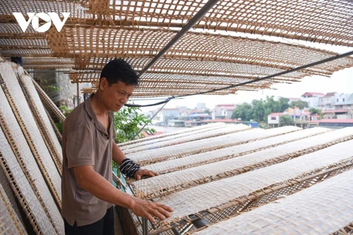La spécialité du banh da nem assure la prospérité de nombreuses familles à Tho Ha, Bac Ninh