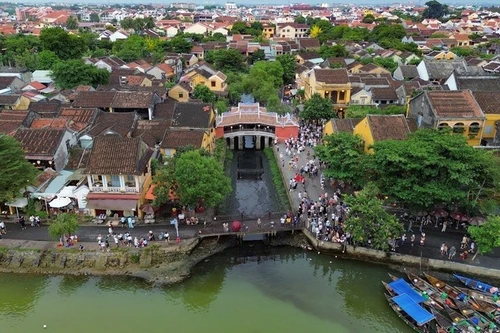 La vieille ville de Hôi An vue d'en haut. Photo : VNA.