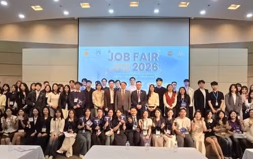Participants au "Job Fair 2026". Photo: VNA