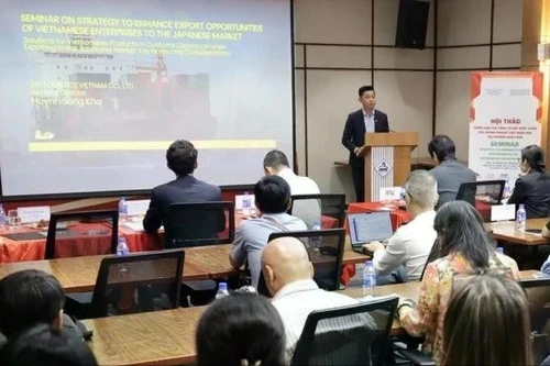 Séminaire sur les stratégies visant à dynamiser les exportations des entreprises vietnamiennes vers le Japon. Photo : VNA.