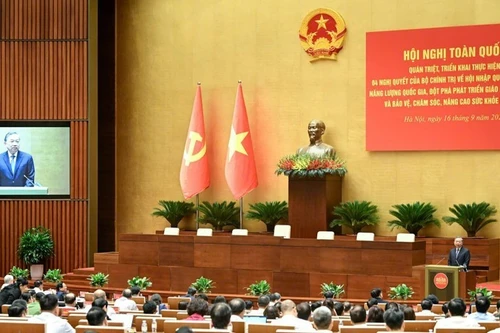 Conférence nationale consacrée à l'appréhension approfondie et à la mise en œuvre de quatre Résolutions du Comité central. Photo : Duy Linh.