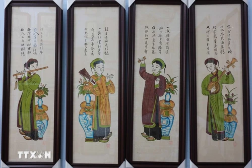 Les thèmes de ces impressions sont souvent liés au culte, à l’histoire, à la vie quotidienne ou aux paysages. Photo : VNA.