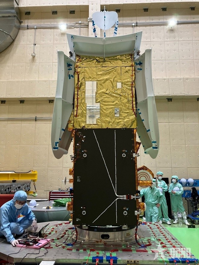 Activités de test de satellites du Centre spatial du Vietnam au Japon. Photo fournie par le Centre spatial du Vietnam