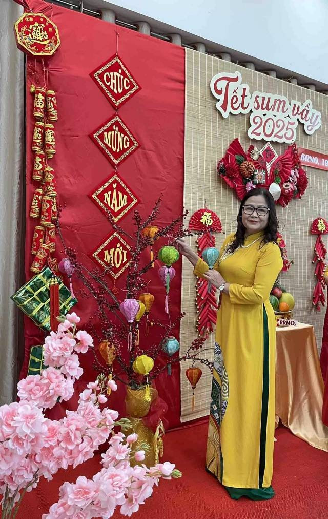 Hoang Thuy Nga a grandement contribué à l’expansion du réseau des femmes vietnamiennes en Europe. Photo fournie par elle même 2-2025-10-20t221750436.jpg