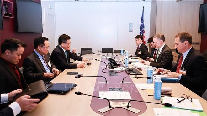 La séance de négociation au niveau ministériel. Photo : VNA. La séance de négociation au niveau ministériel. Photo : VNA.