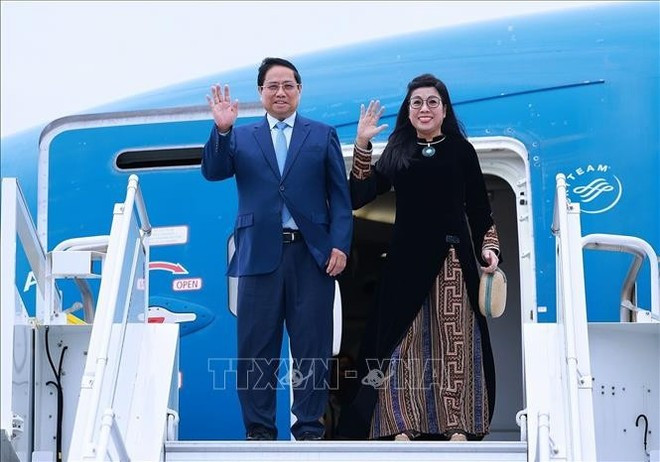 Le Premier ministre Pham Minh Chinh et son épouse entament leur visite officielle en Estonie. Photo : VNA. Le Premier ministre Pham Minh Chinh et son épouse entament leur visite officielle en Estonie. Photo : VNA.